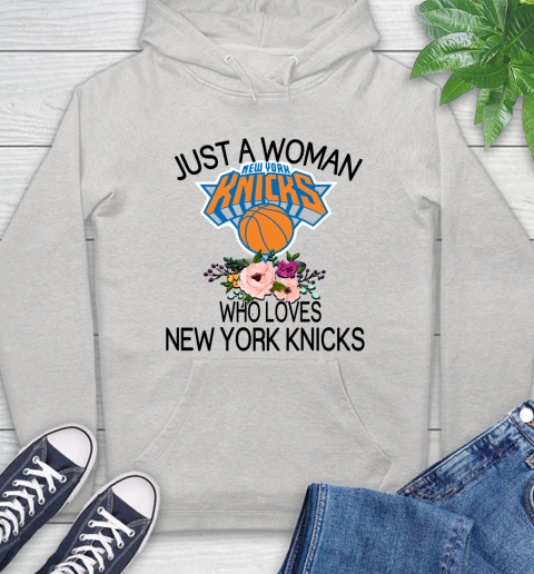 Knicks basketball best sale hoodie