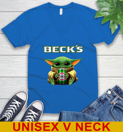 Star Wars Baby Yoda Hugs Beck's Beer Shirt 54