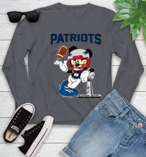 NFL New England Patriots Mickey Mouse Disney Super Bowl Football T Shirt Youth Long Sleeve 8
