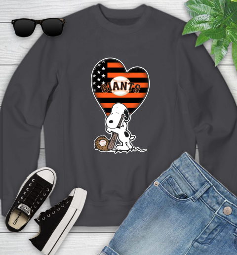 San Francisco Giants MLB Baseball The Peanuts Movie Adorable Snoopy Youth Sweatshirt 6