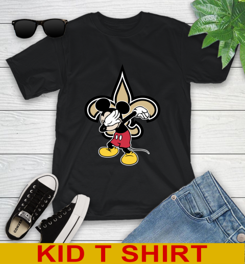New Orleans Saints NFL Football Dabbing Mickey Disney Sports Youth T-Shirt 2