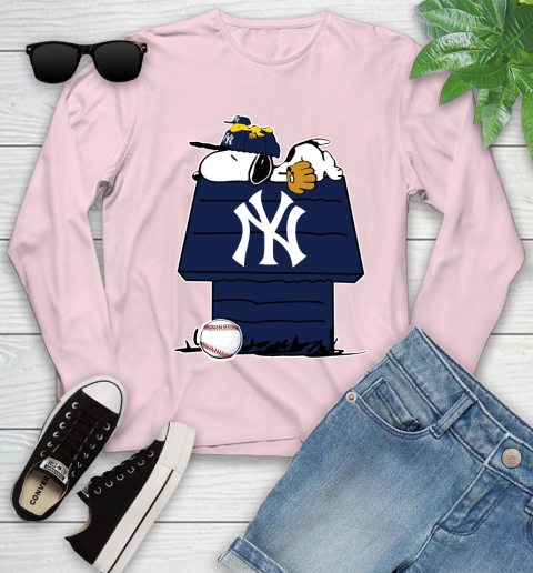 MLB New York Yankees Snoopy Woodstock The Peanuts Movie Baseball T Shirt Youth Long Sleeve 10