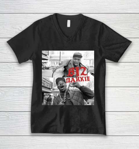 Rip dj Biz Markie 1964 2021 V-Neck T-Shirt