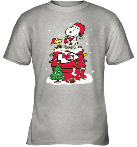 A Happy Christmas With Kansas City Chiefs Snoopy Youth T-Shirt 