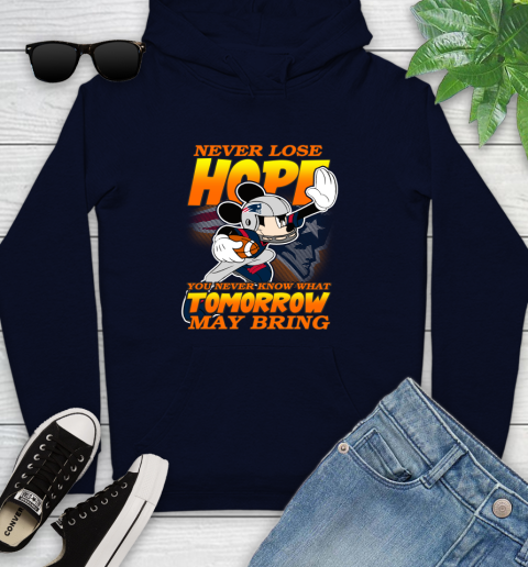 New England Patriots NFL Football Mickey Disney Never Lose Hope Youth Hoodie 3