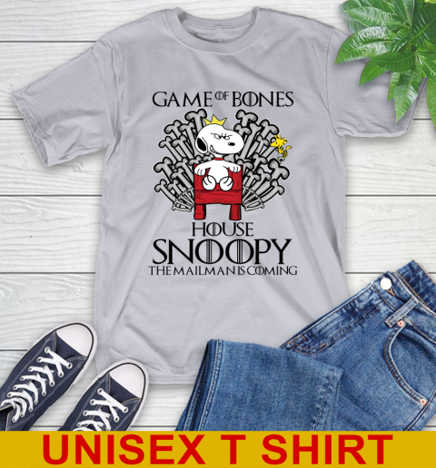 Game of bones house snoopy the mailman is coming tshirt 4