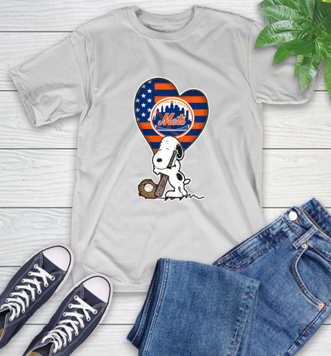 New York Mets MLB Baseball The Peanuts Movie Adorable Snoopy T-Shirt