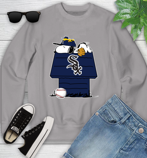 MLB Chicago White Sox Snoopy Woodstock The Peanuts Movie Baseball T Shirt Youth Sweatshirt 4