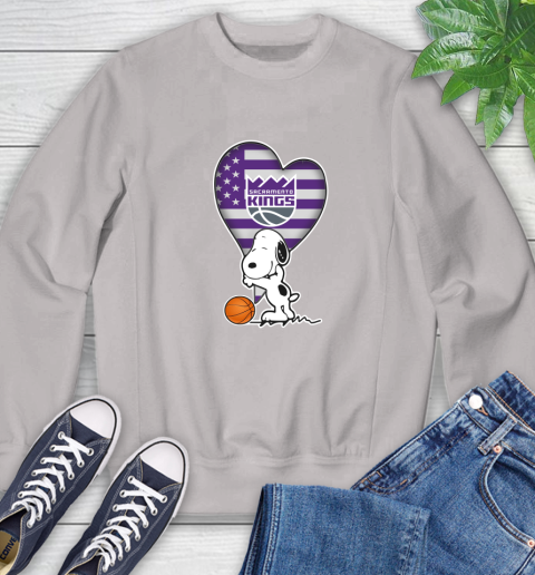 Sacramento Kings NBA Basketball The Peanuts Movie Adorable Snoopy Sweatshirt 13 Sacramento Kings NBA Basketball The Peanuts Movie Adorable Snoopy Sweatshirt - Image 13
