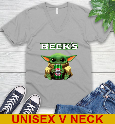 Star Wars Baby Yoda Hugs Beck's Beer Shirt 52