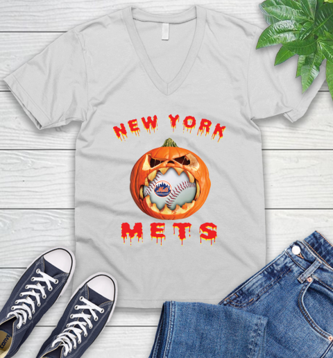 MLB New York Mets Halloween Pumpkin Baseball Sports V-Neck T-Shirt