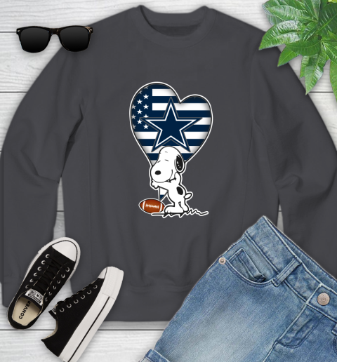 Dallas Cowboys NFL Football The Peanuts Movie Adorable Snoopy Youth Sweatshirt 6
