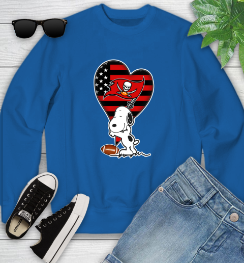 Tampa Bay Buccaneers NFL Football The Peanuts Movie Adorable Snoopy Youth Sweatshirt 8