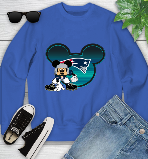 NFL New England Patriots Mickey Mouse Disney Football T Shirt Youth Sweatshirt 8
