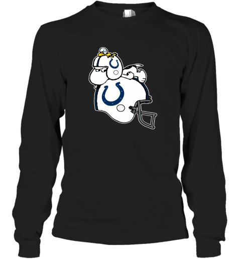 Snoopy And Woodstock Resting On Indianapolis Colts Helmet Long Sleeve T-Shirt