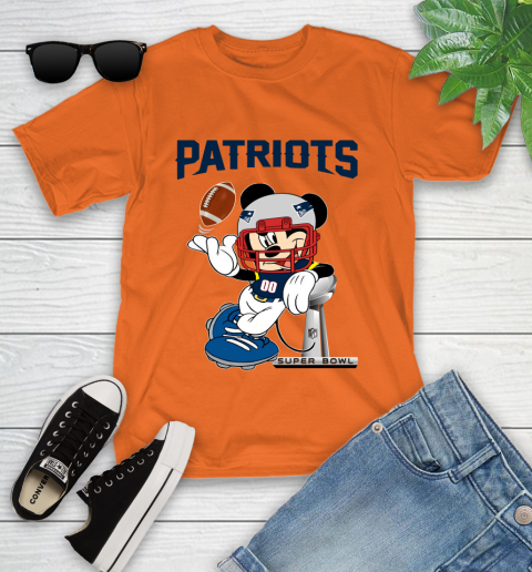 NFL New England Patriots Mickey Mouse Disney Super Bowl Football T Shirt Youth T-Shirt 7