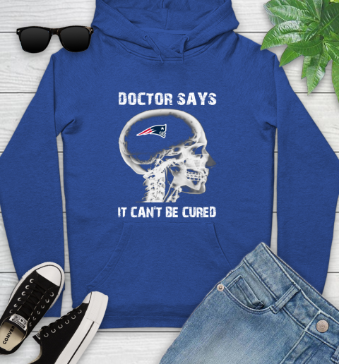 Patriots skull deals hoodie