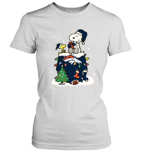 A Happy Christmas With Denver Broncos Snoopy Women's T-Shirt
