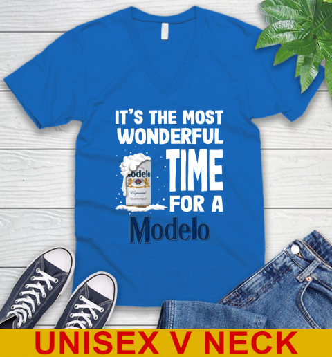I't the most wonderful time for a Modelo Especial beer lovers 51