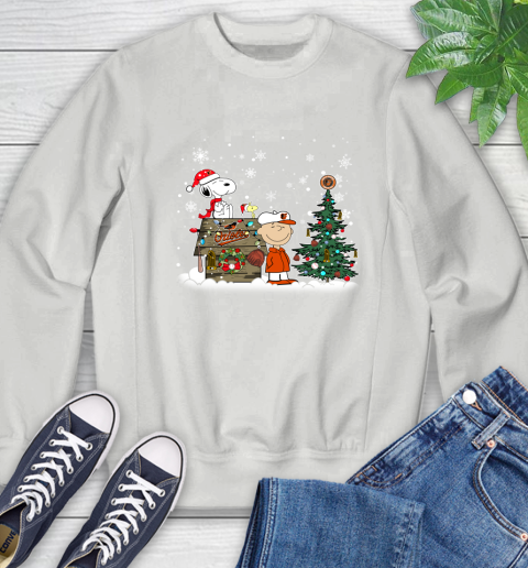 MLB Baltimore Orioles Snoopy Charlie Brown Christmas Baseball Commissioner's Trophy Sweatshirt 6 MLB Baltimore Orioles Snoopy Charlie Brown Christmas Baseball Commissioner's Trophy Sweatshirt - Image 6