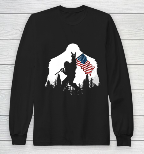 Bigfoot Victorty sign Peace USA Flag in the forest Camping Long Sleeve T-Shirt