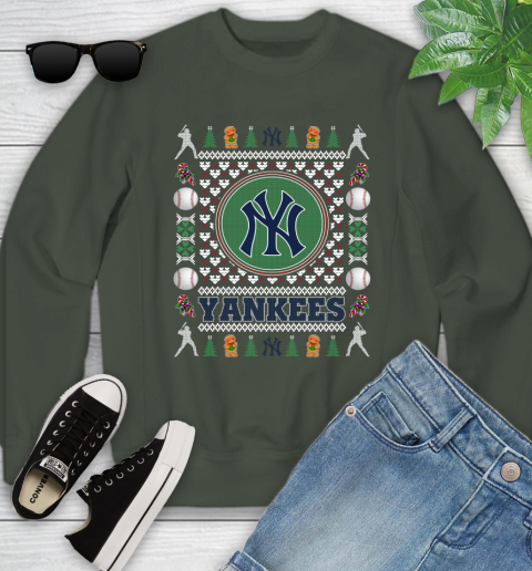 New York Yankees Merry Christmas MLB Baseball Loyal Fan Ugly Shirt 123