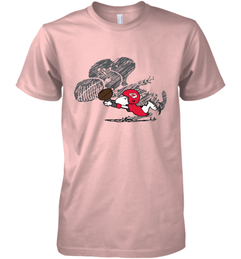 Kansas City Chiefs Snoopy Plays The Football Game Premium Men's T-Shirt