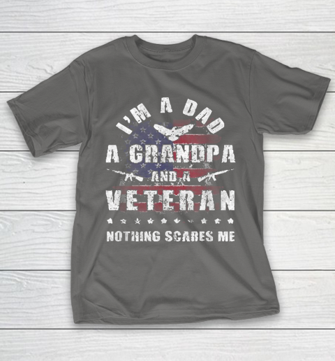 Grandpa Funny Gift Apparel  Mens Dad Grandpa Veteran Nothing Scares Me T-Shirt 18