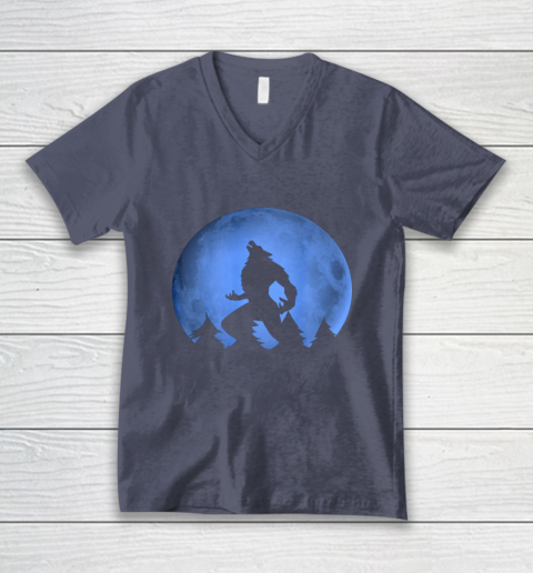 Werewolf Blue Moon wolf full moon on Halloween costume 2020 V-Neck T-Shirt 7