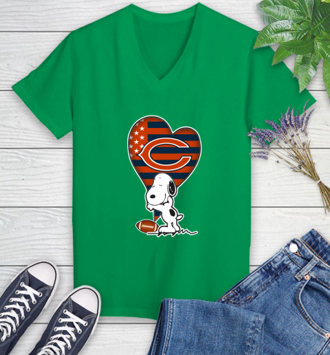 Chicago Bears NFL Football The Peanuts Movie Adorable Snoopy Women's V-Neck T-Shirt 5