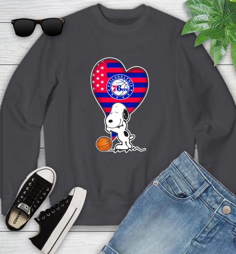 Philadelphia 76ers NBA Basketball The Peanuts Movie Adorable Snoopy Youth Sweatshirt 6