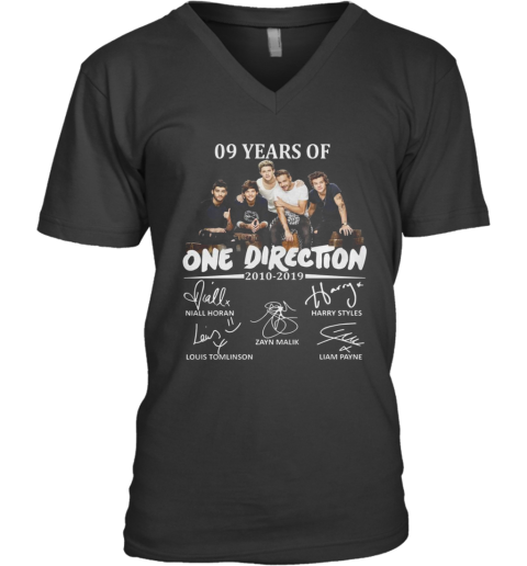 09 Years Of One Direction 2010 2019 Signatures shirt V-Neck T-Shirt