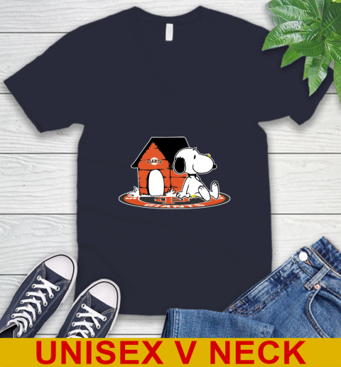MLB Baseball San Francisco Giants Snoopy The Peanuts Movie Shirt V-Neck T-Shirt 3