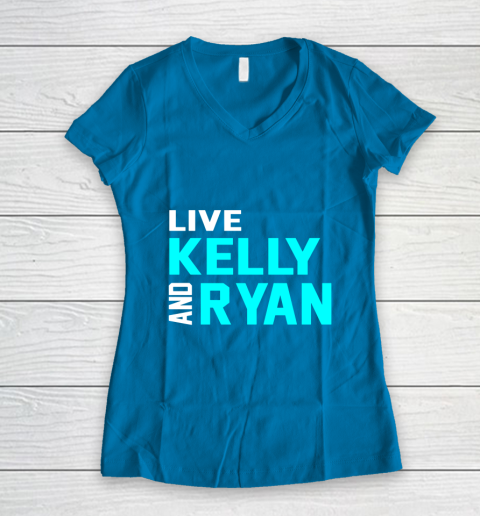 Live Kelly And Ryan Holiday Women's V-Neck T-Shirt 5