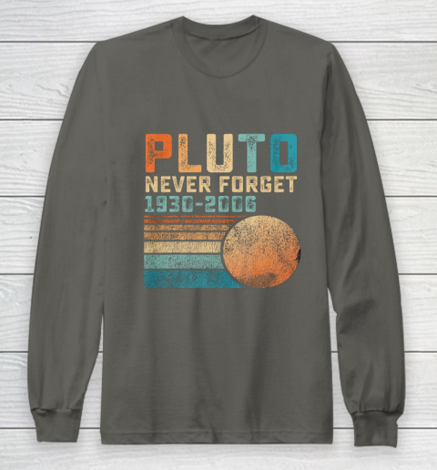 Pluto Never Forget Long Sleeve T-Shirt 5
