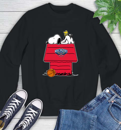 New Orleans Pelicans NBA Basketball Snoopy Woodstock The Peanuts Movie Sweatshirt 2