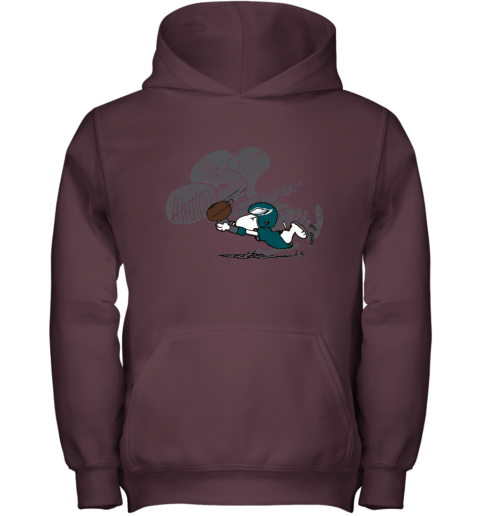 Philadelphia Eagles Snoopy Plays The Football Game Youth Hoodie
