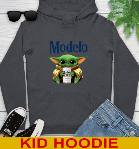 Star Wars Baby Yoda Hugs Modelo Especial Beer Shirt 142