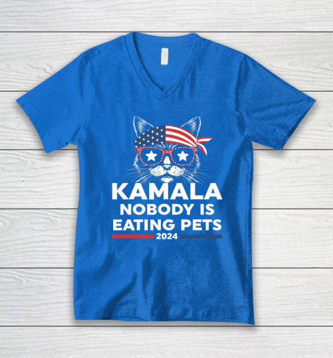 Harris Walz 2024  Nobody Is Eating Pets V-Neck T-Shirt 4