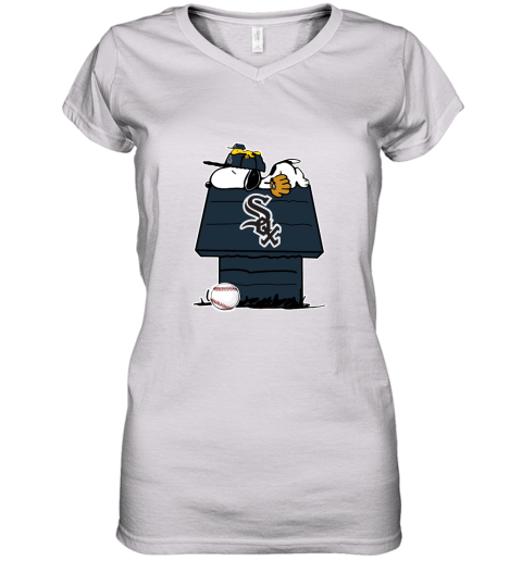 Chicago White Sox Snoopy And Woodstock Resting Together MLB Women's V-Neck T-Shirt