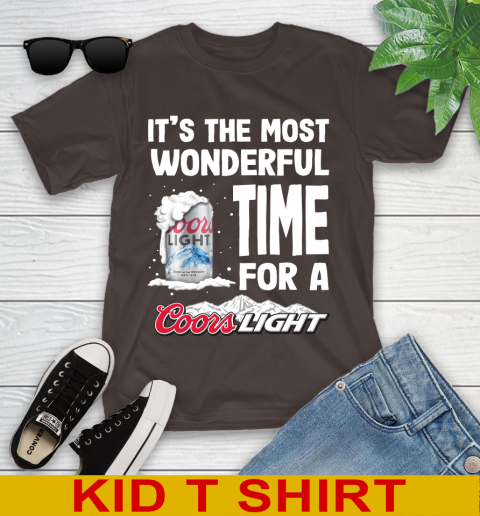I't the most wonderful time for a Coors Light beer lovers 102