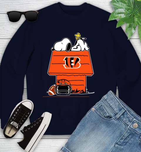 Cincinnati Bengals NFL Football Snoopy Woodstock The Peanuts Movie Youth Sweatshirt 3