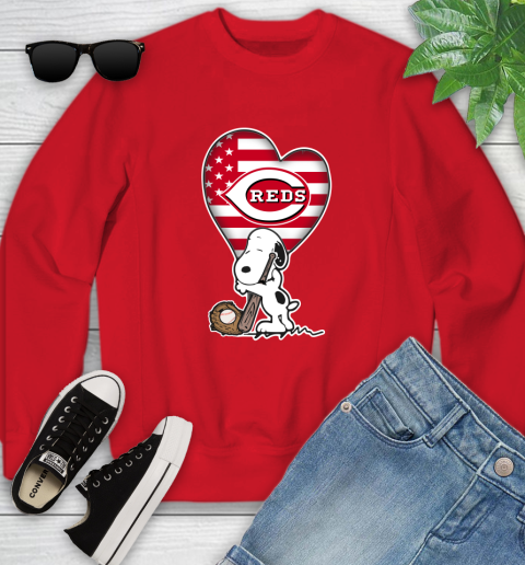 Cincinnati Reds MLB Baseball The Peanuts Movie Adorable Snoopy Youth Sweatshirt 9