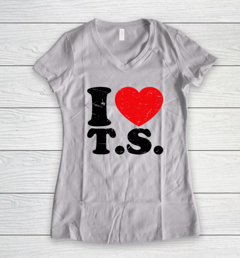 I Love Taylor Swift  I Love T.S Women's V-Neck T-Shirt