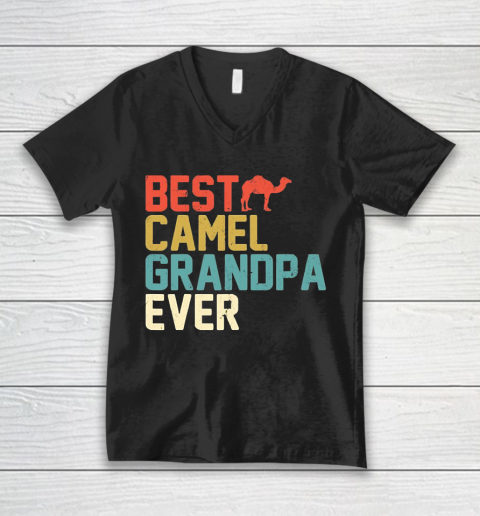 Grandpa Funny Gift Apparel  Best Camel Grandpa Ever Retro Grandpa Gifts V-Neck T-Shirt