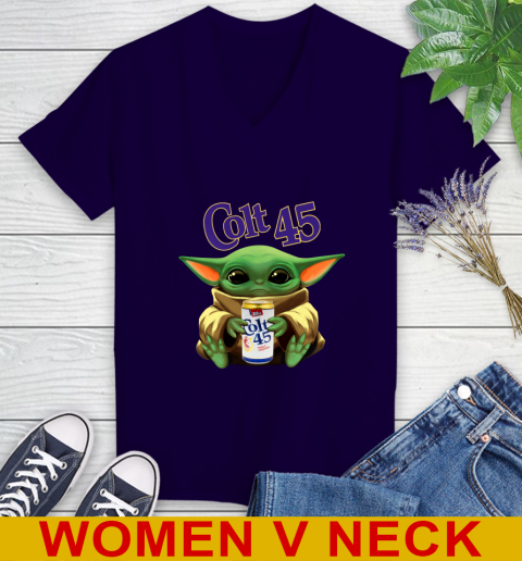 Star Wars Baby Yoda Hugs Colt 45 Beer Shirt 80