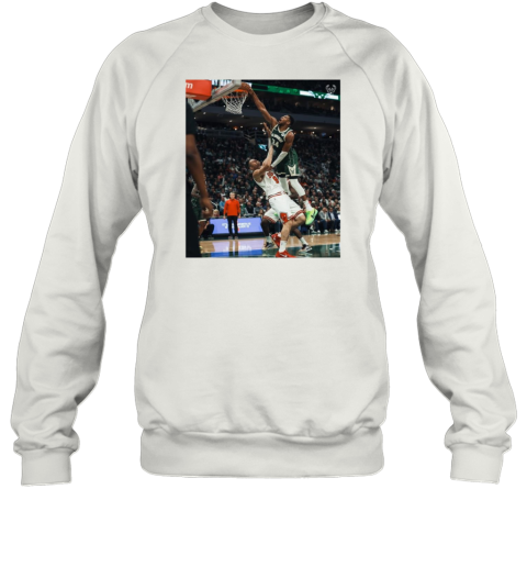 Milwaukee Bucks Giannis Antetokounmpo Frame It Poster Sweatshirt