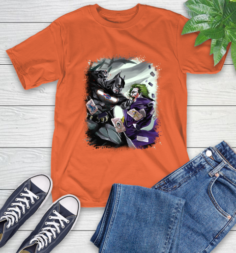 Buffalo Bills NFL Football Batman Fighting Joker DC Comics T-Shirt 5
