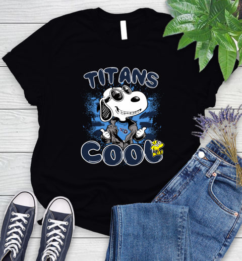 NFL Football Tennessee Titans Cool Snoopy Shirt Women's T-Shirt