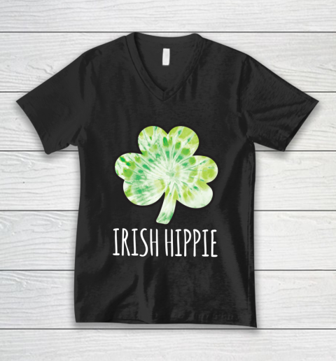 Green Tie Dye Shamrock Irish Hippie St Patricks Day 2021 V-Neck T-Shirt